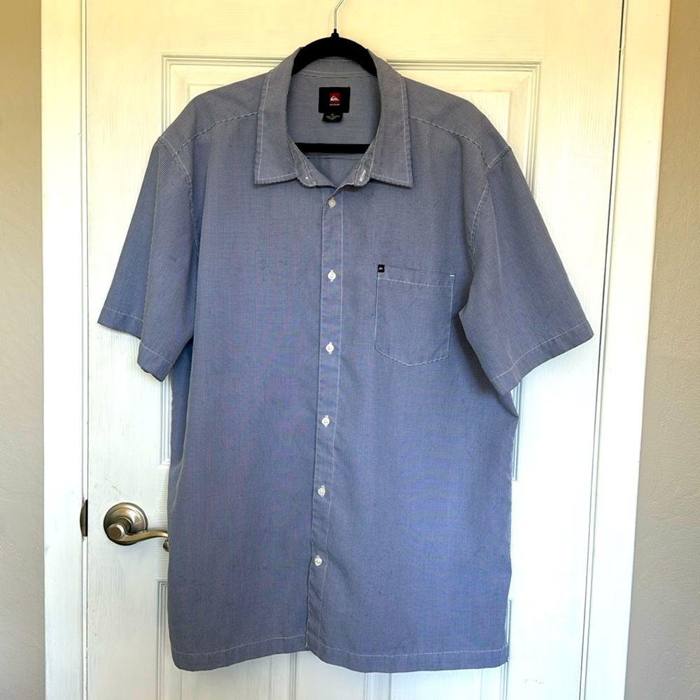 Quicksilver for men in size 2XL.